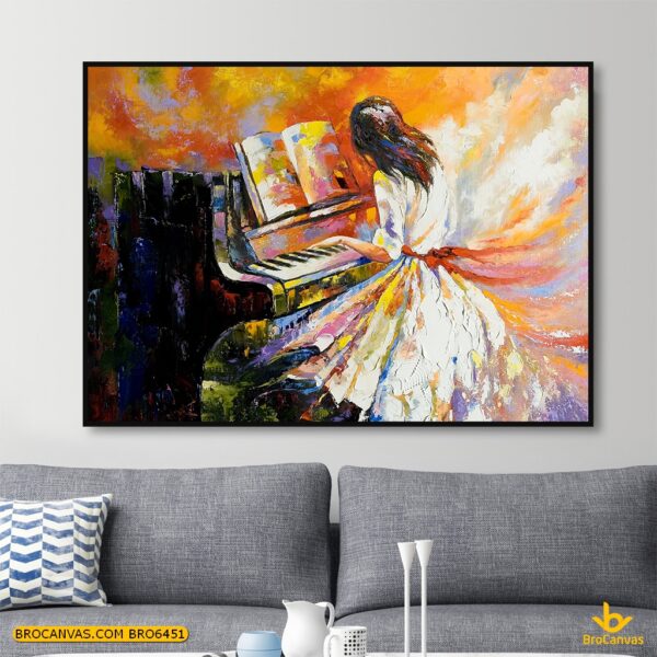 BRO6451 Tranh Trang Trí Cô Gái Đánh Đàn Piano Sơn Dầu In Canvas